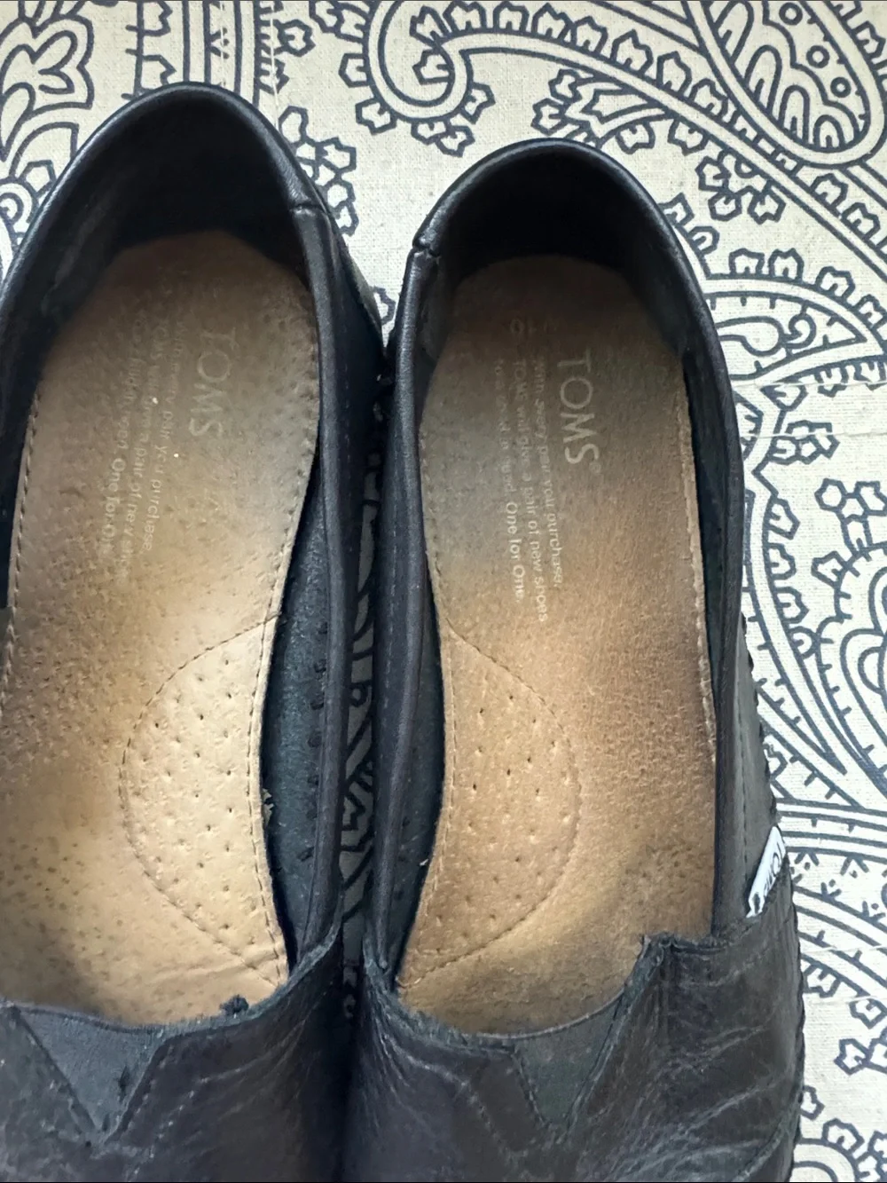Vintage Toms Women's Black Leather Slip-On Espadrilles